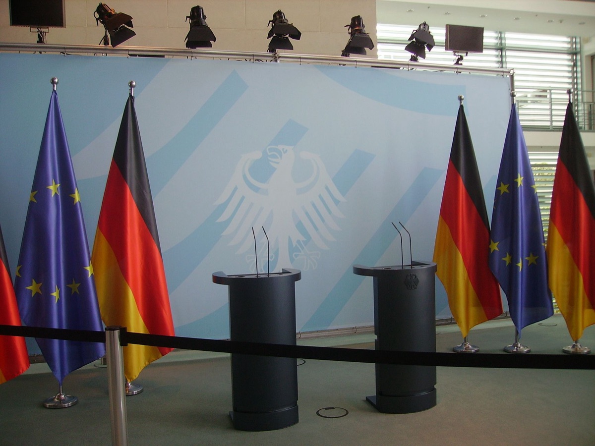 Símbolo digital de la bandera de Alemania relacionado con contenido online