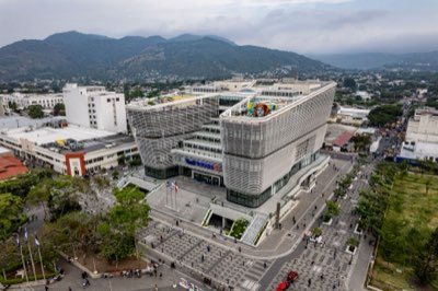 Canales Alemanes: Profundidad Académica en Formato Digital Hoy