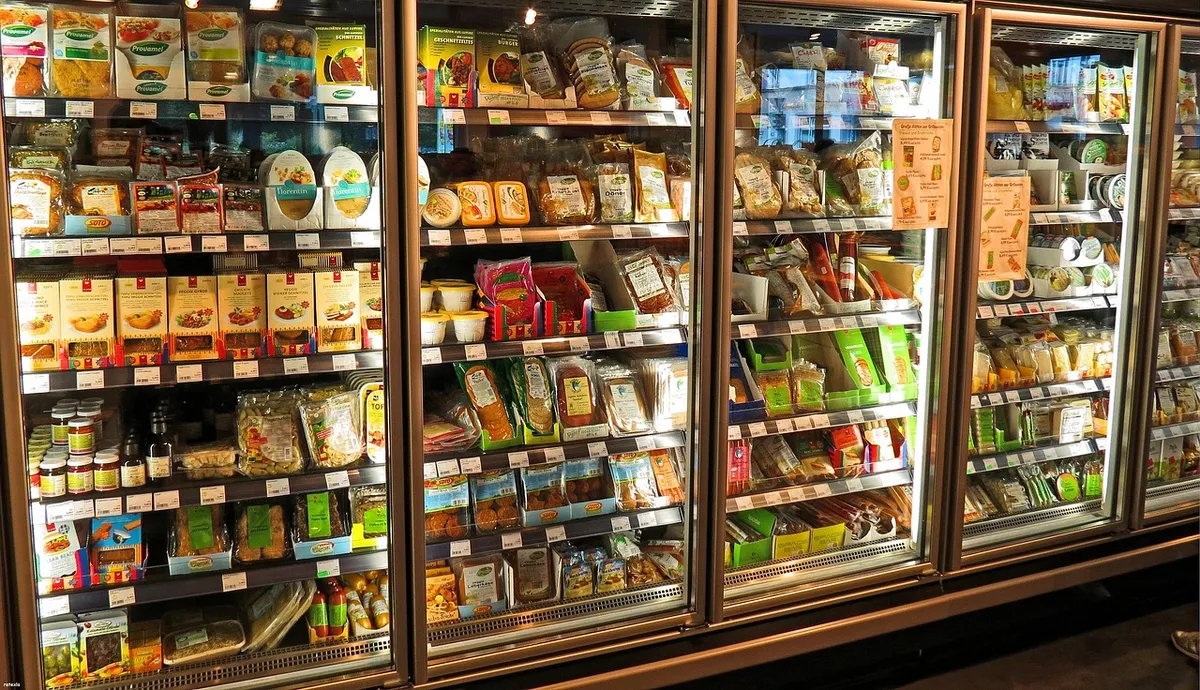 supermarket, fridge, produce, food, market, retail, shop, store, refrigerator, cold, freezer, products, interior, refrigeration, mall, cooler, aisle, hypermarke